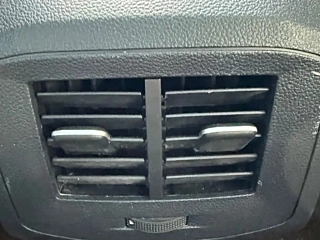 VOLKSWAGEN THARU  2025 YEAR  SHARP 300TSI SHARP  EDITION 2025