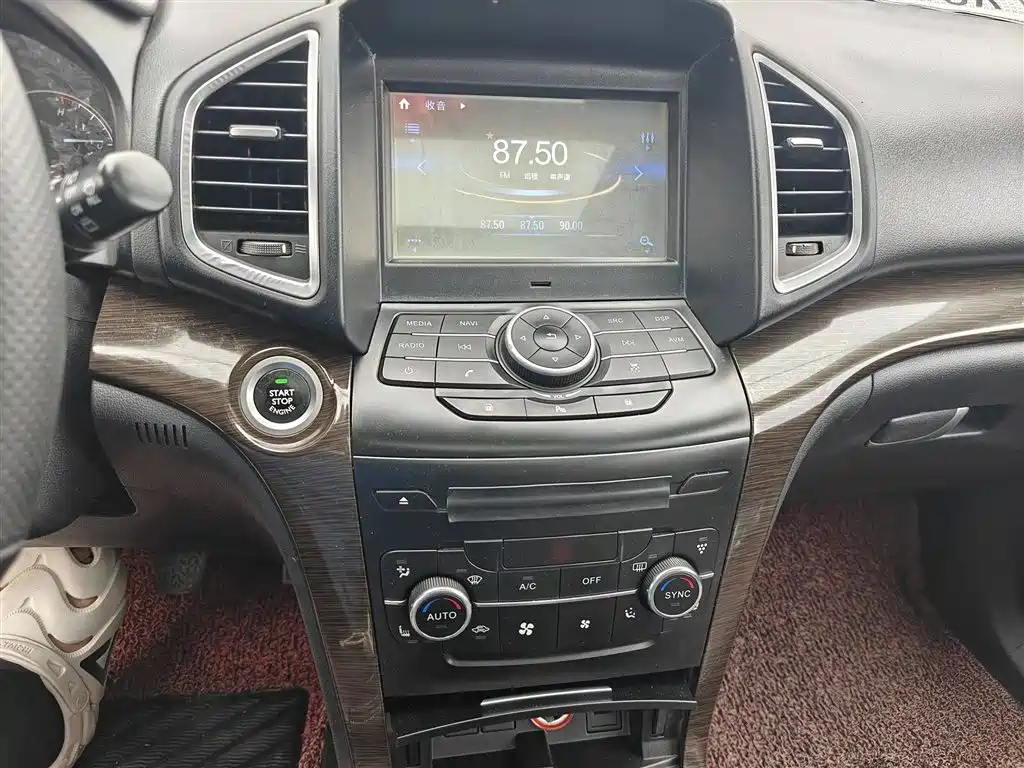 BAIC S6 2016
