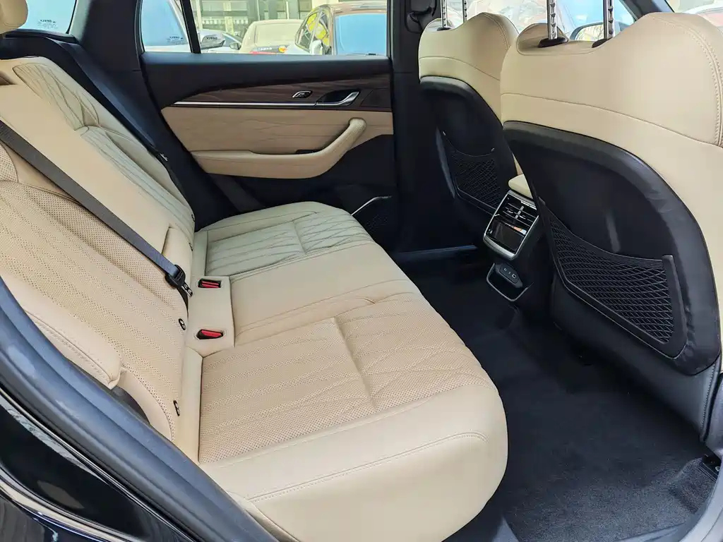 GEELY AUTO MONJARO 2025