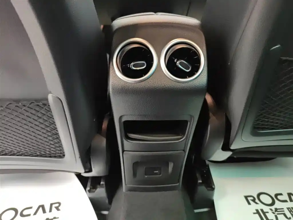 MERCEDES BENZ GLB 2022