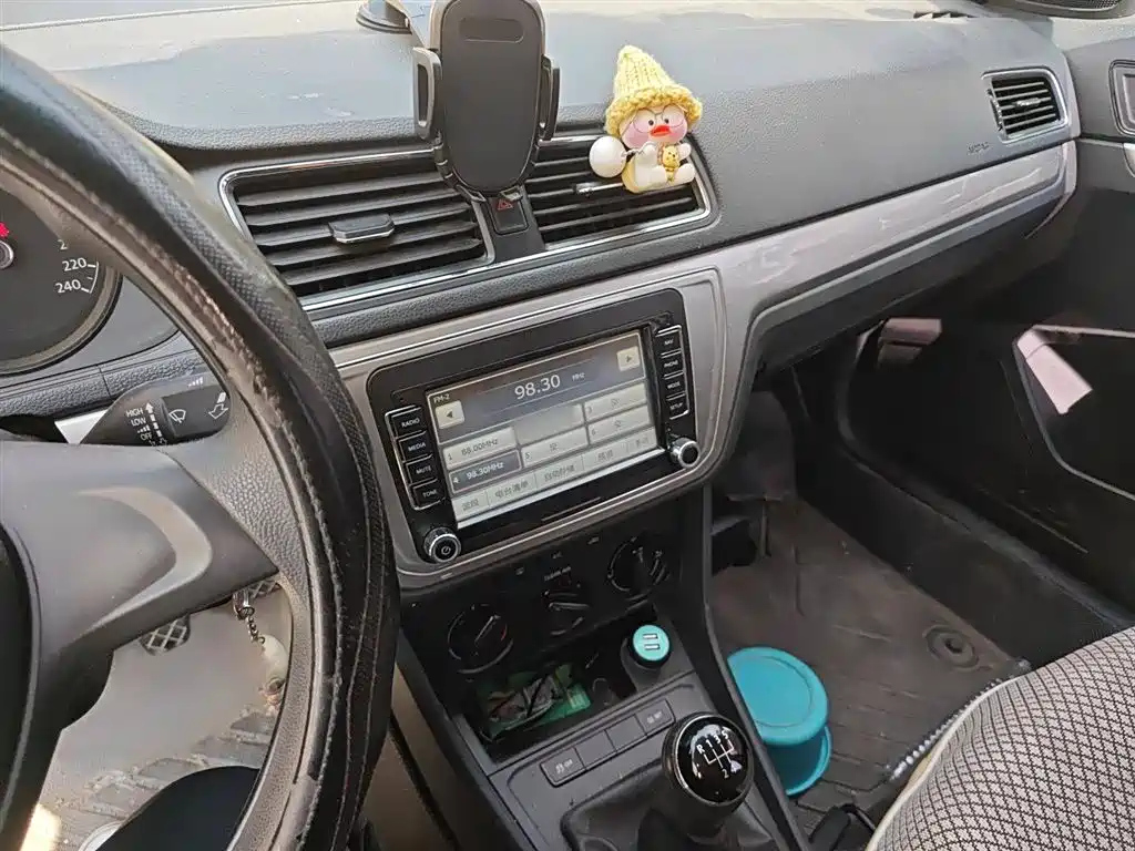 VOLKSWAGEN LAVIDA 2017