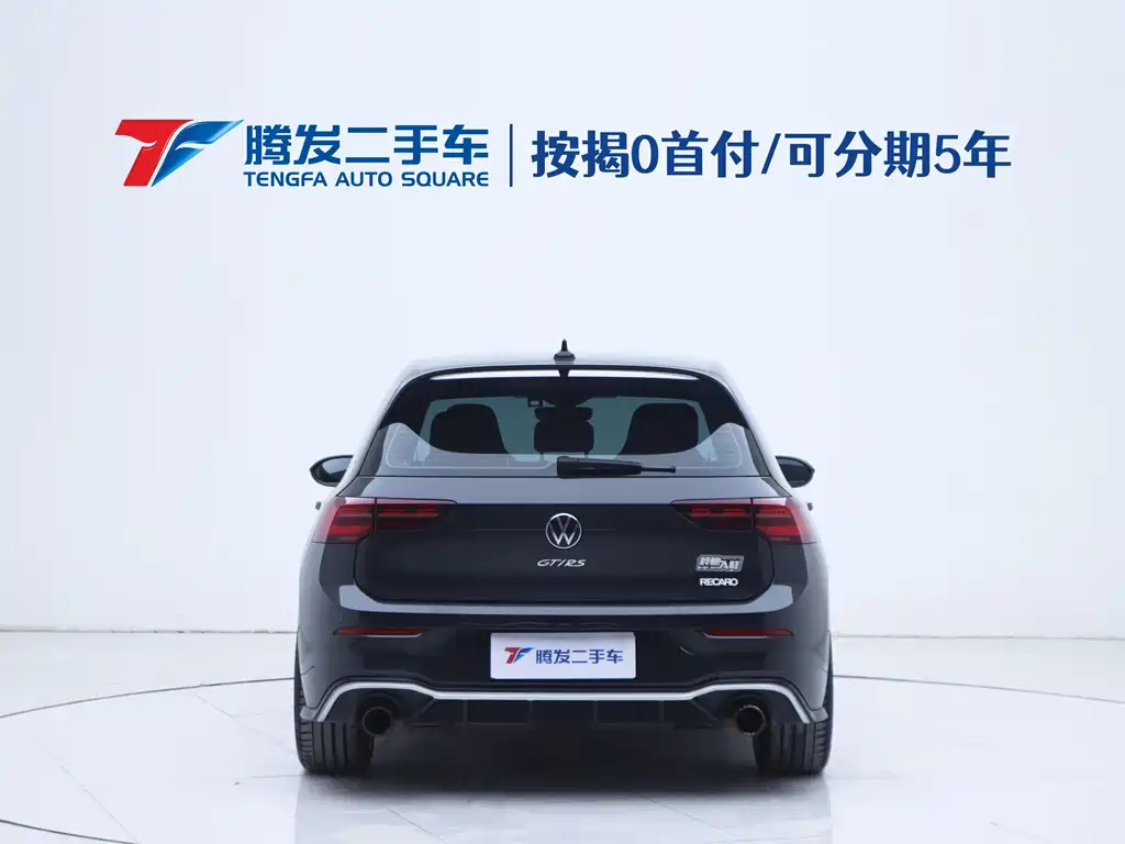 VOLKSWAGEN GOLF GTI 2023