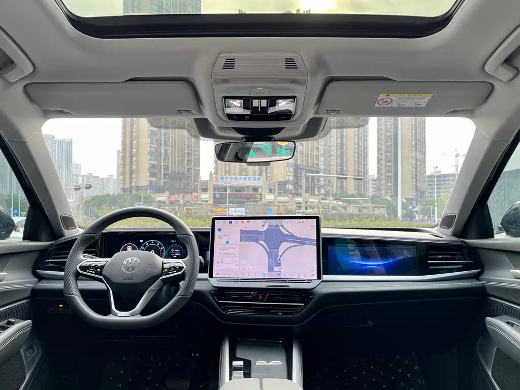 VOLKSWAGEN PASSAT 2025