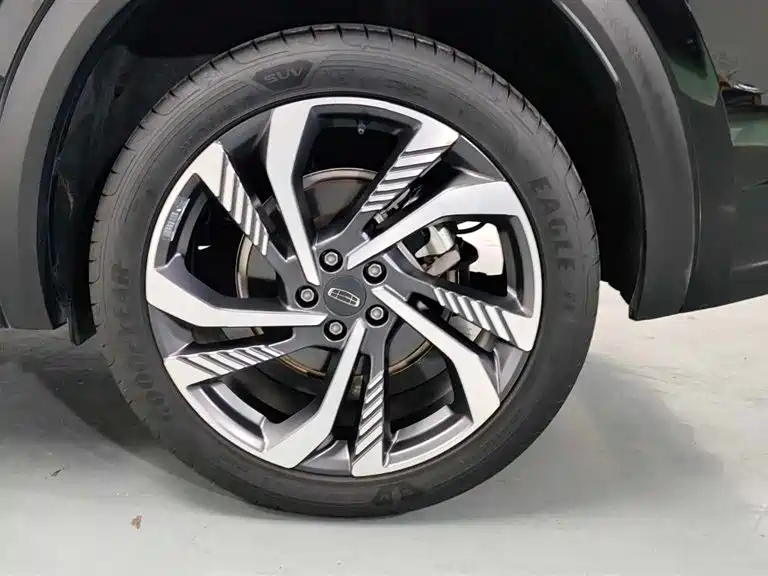 GEELY AUTO MONJARO 2023
