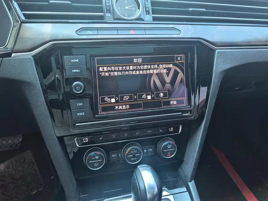 VOLKSWAGEN MAGOTAN 2019