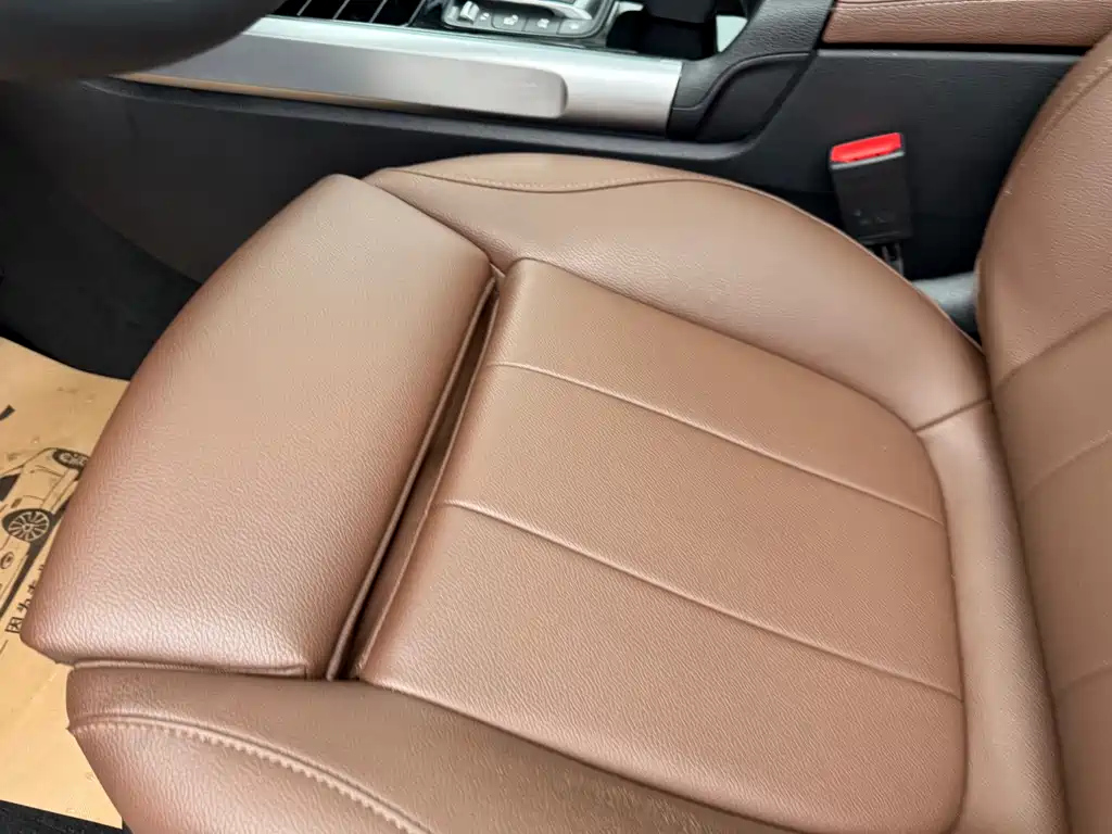 MERCEDES BENZ GLB 2021