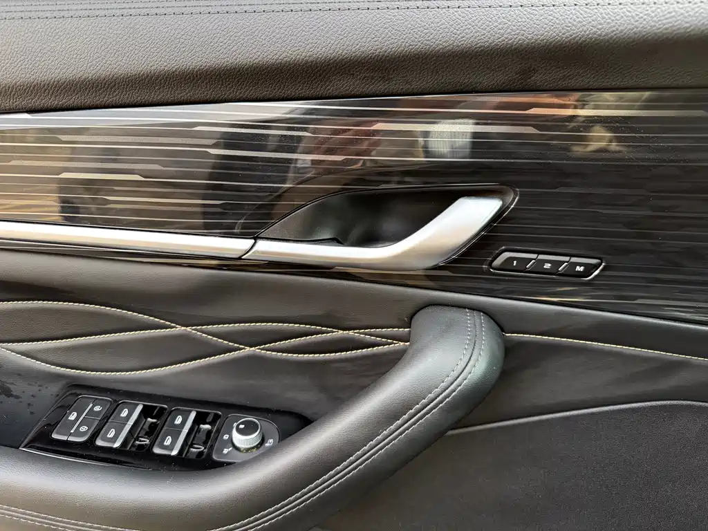 GEELY AUTO MONJARO 2025