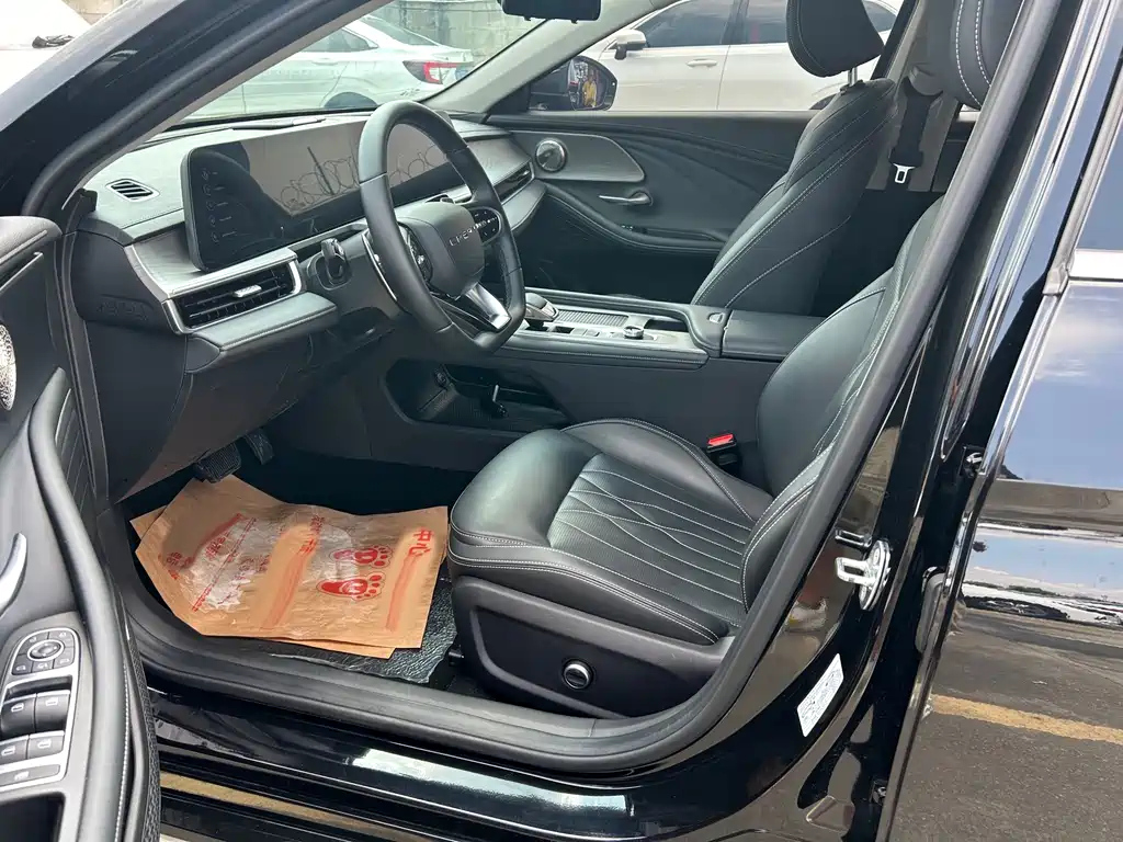 CHERY ARRIZO 8 2024