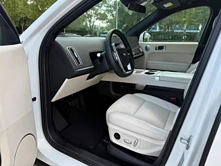 LI AUTO L6  2024 YEAR MAX 2024