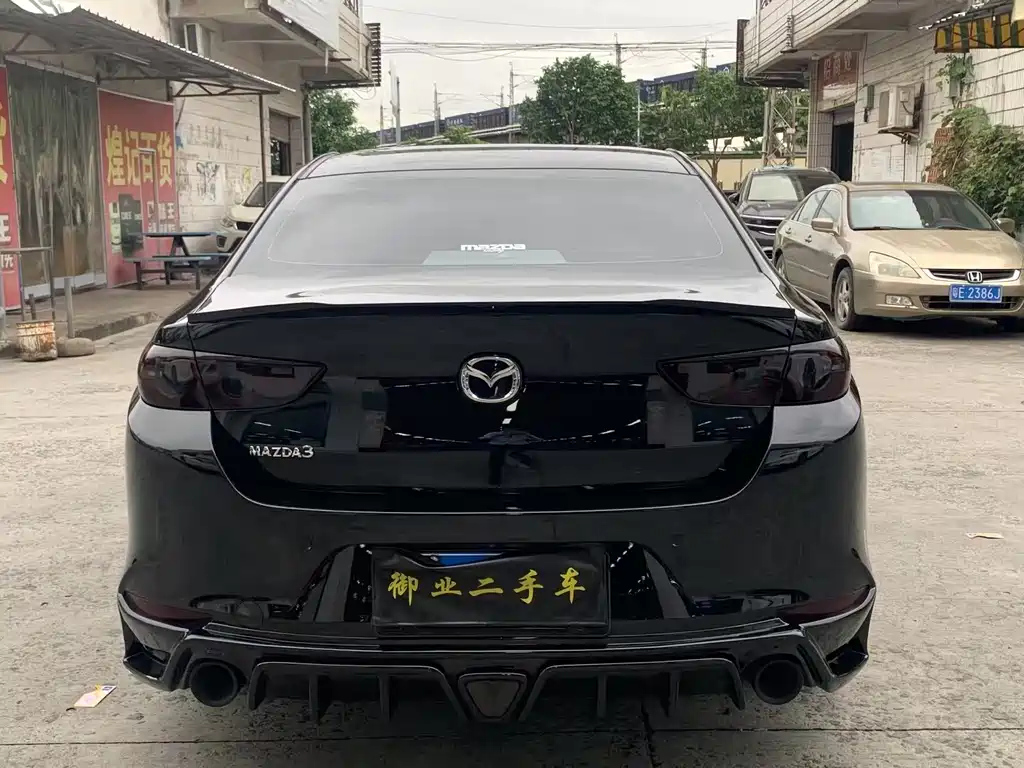 MAZDA 3 AXELA 2023