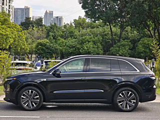 LI AUTO L6 2025 YEAR PRO INTELLIGENT EDITION 2025