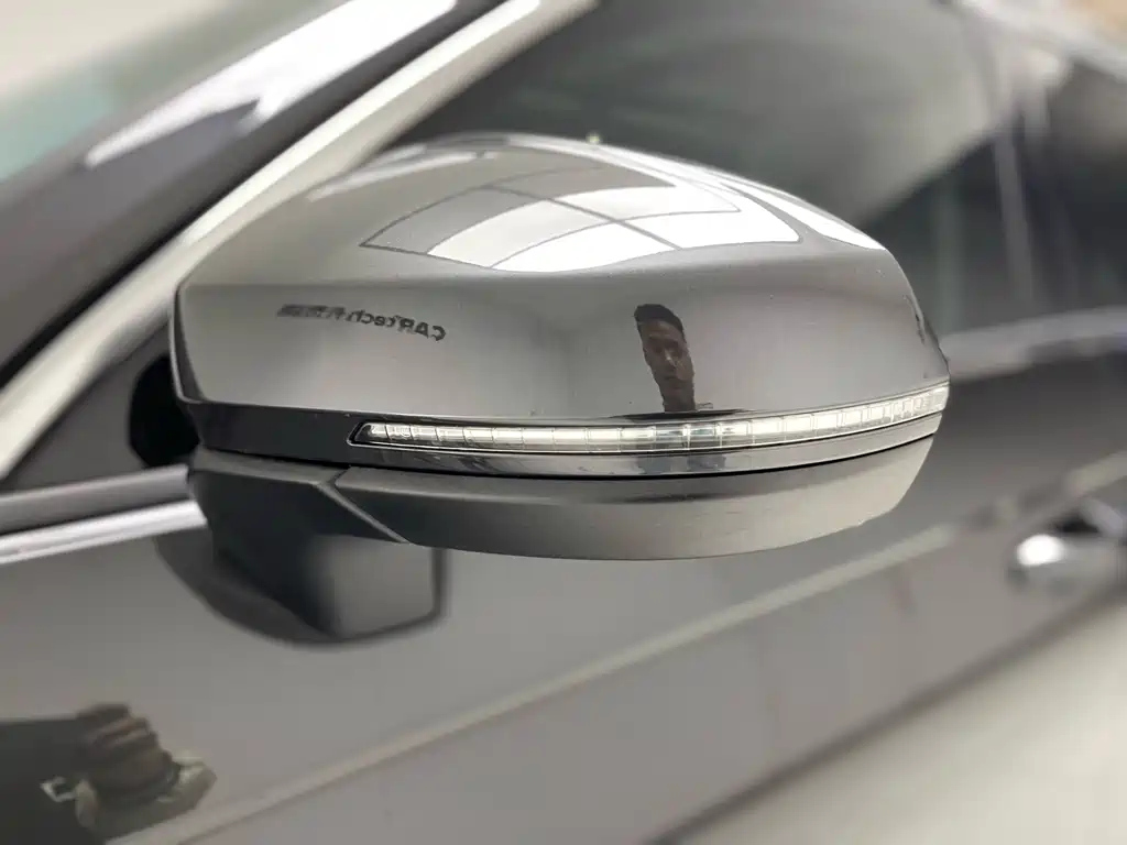 VOLKSWAGEN TAYRON 2025