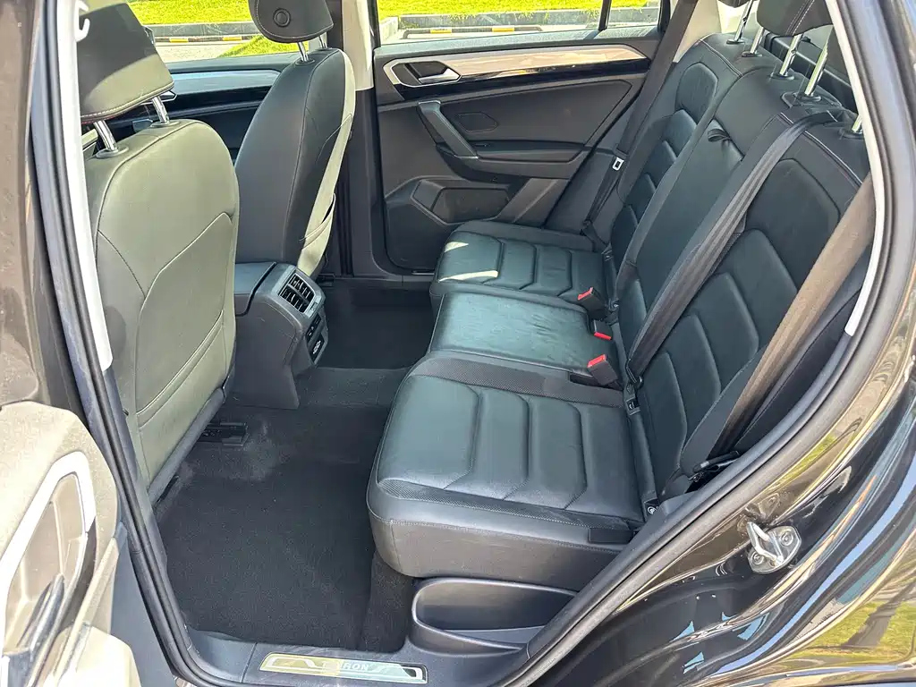 VOLKSWAGEN TAYRON 2019