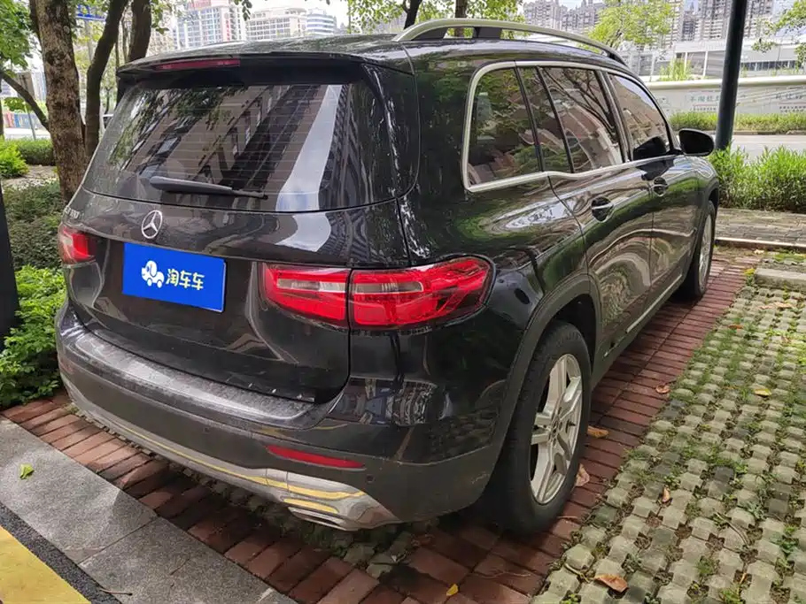 MERCEDES BENZ GLB 2020