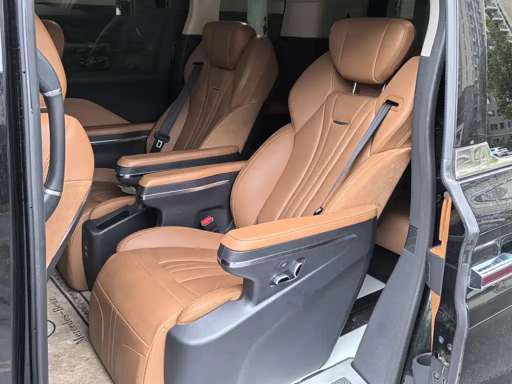 HONGQI HQ9 2023