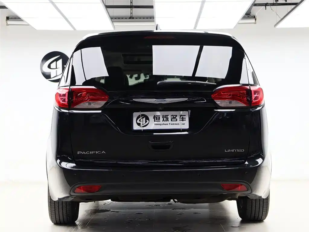 CHRYSLER OTHER 2017