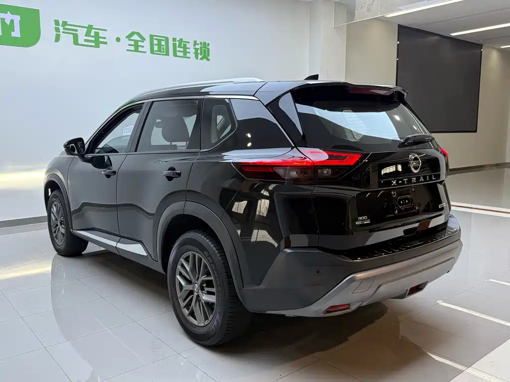 NISSAN X-TRAIL 2021