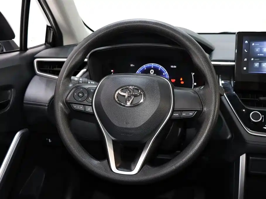 TOYOTA FRONTLANDER 2023