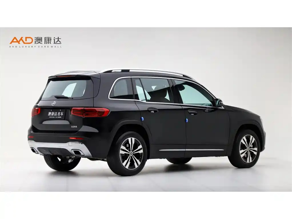 MERCEDES BENZ GLB 2024