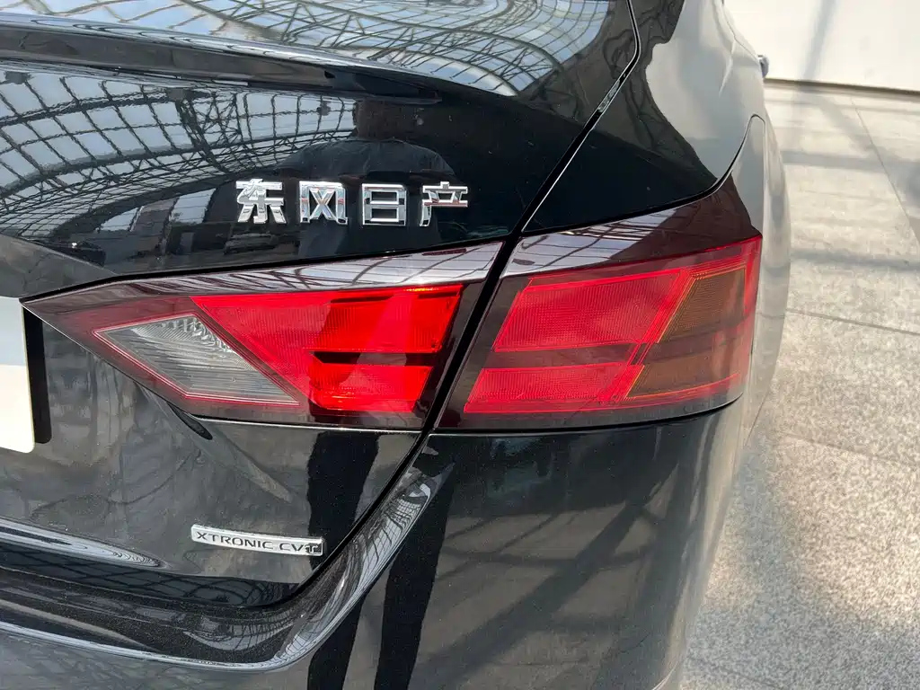 NISSAN TEANA 2022