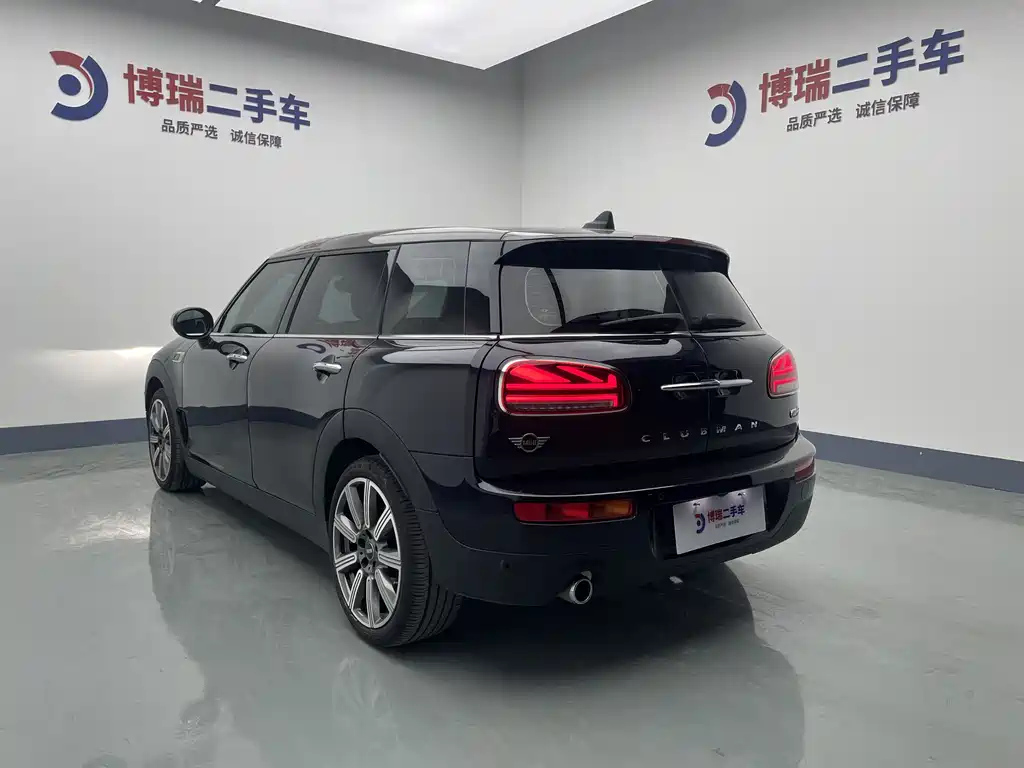 MINI CLUBMAN 2021