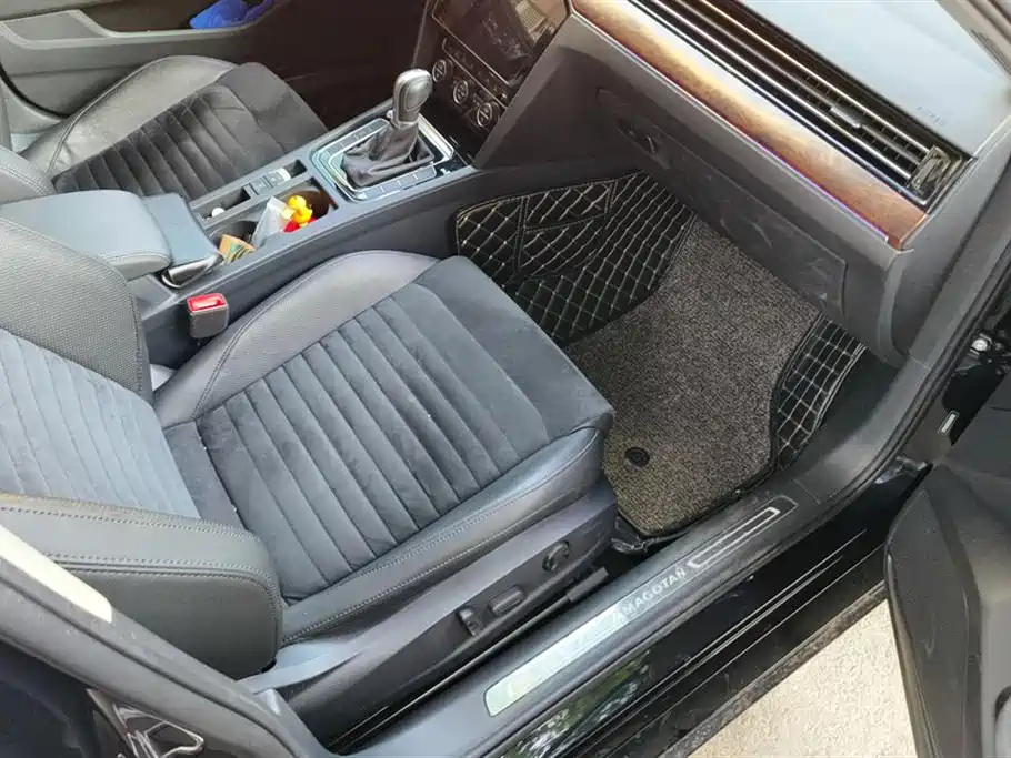 VOLKSWAGEN MAGOTAN 2018