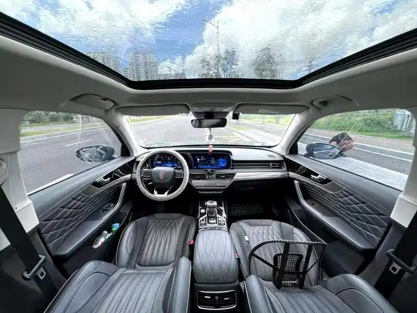 HONGQI HS5 2022