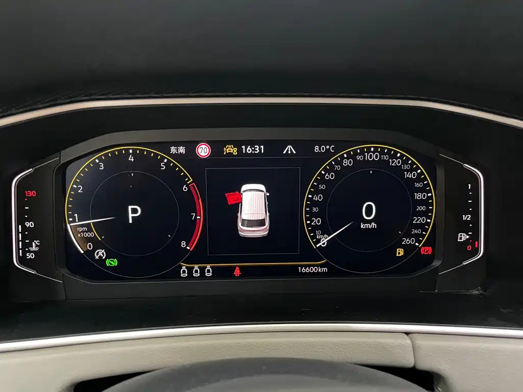 VOLKSWAGEN TAYRON 2022