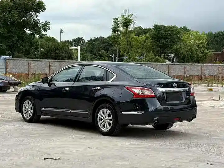 NISSAN TEANA 2014