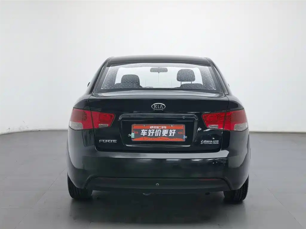 KIA FORTE 2011