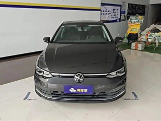 VOLKSWAGEN GOLF  2021