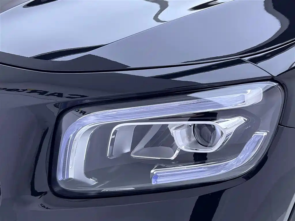 MERCEDES BENZ GLB 2022