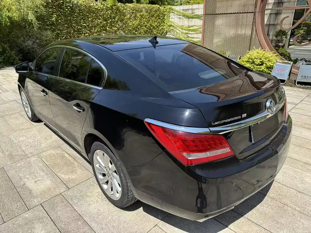 BUICK LACROSSE 2014