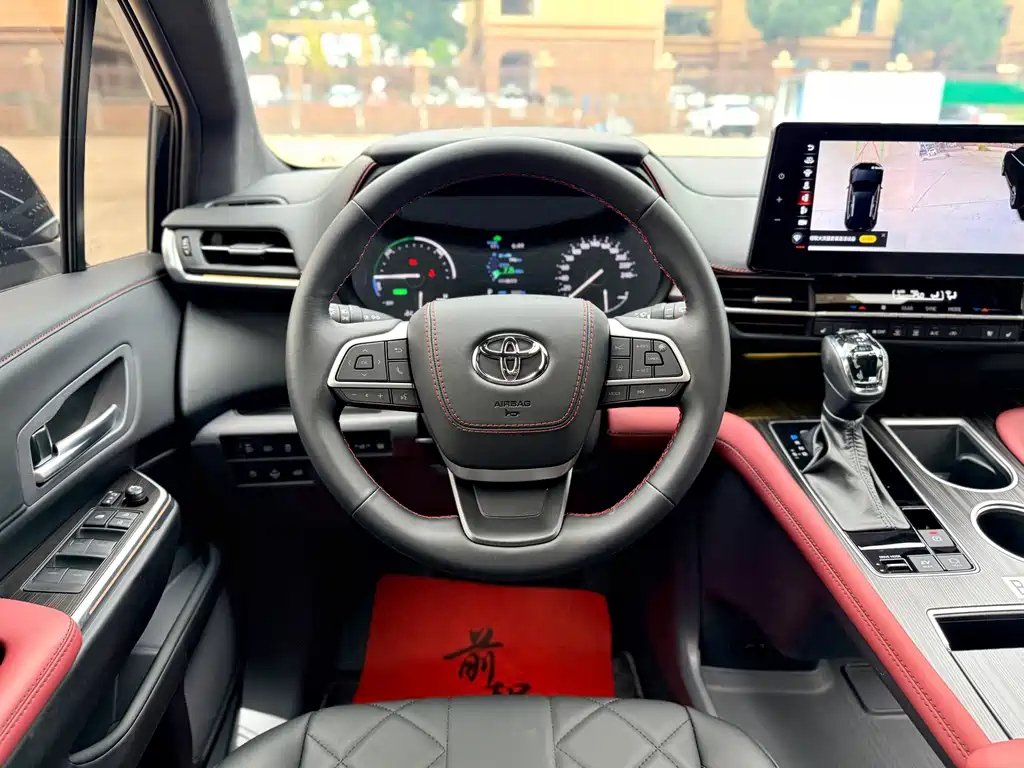 TOYOTA SIENNA SIENNA 2025