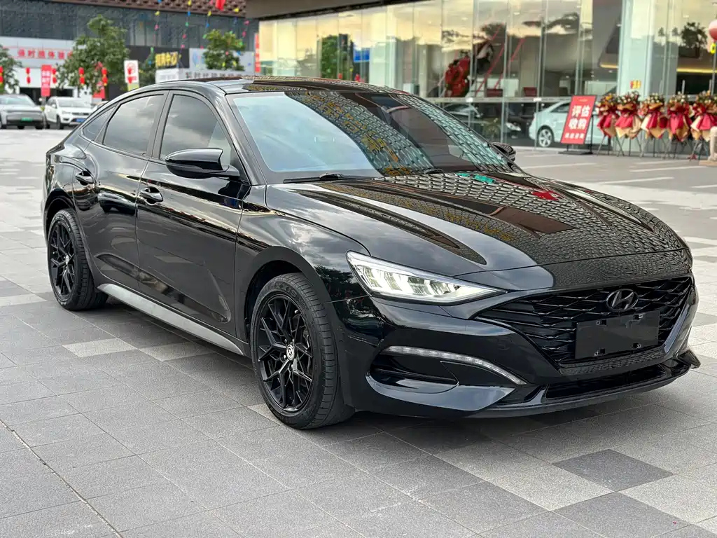 HYUNDAI LAFESTA 2019