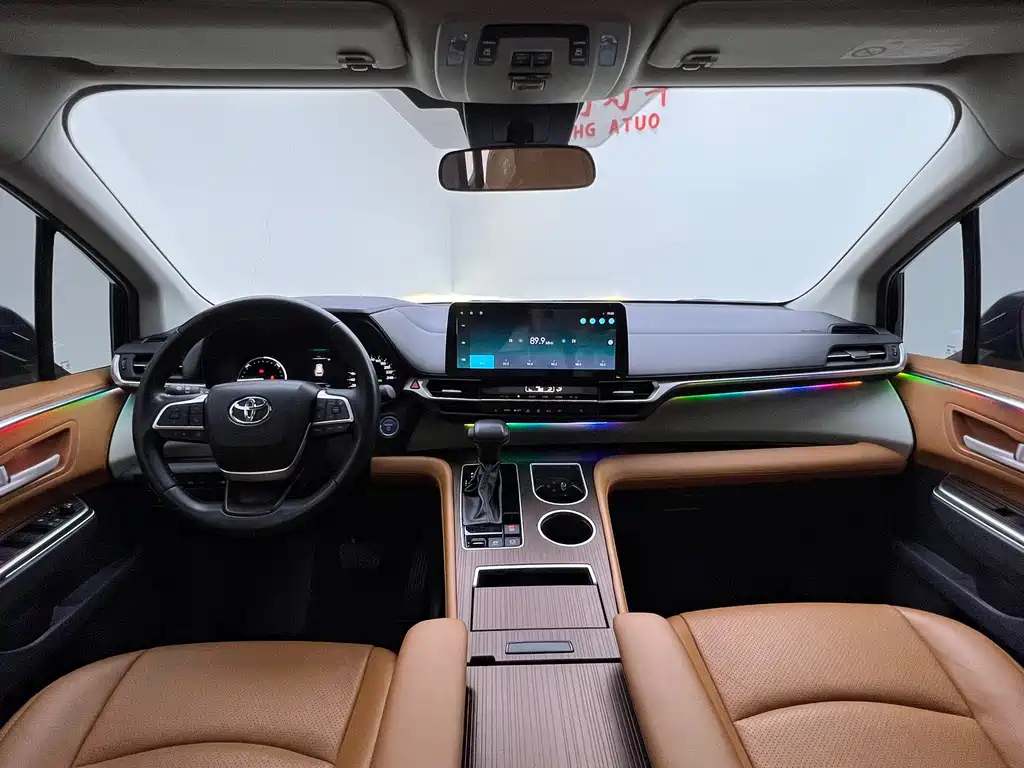 TOYOTA SIENNA SIENNA 2024