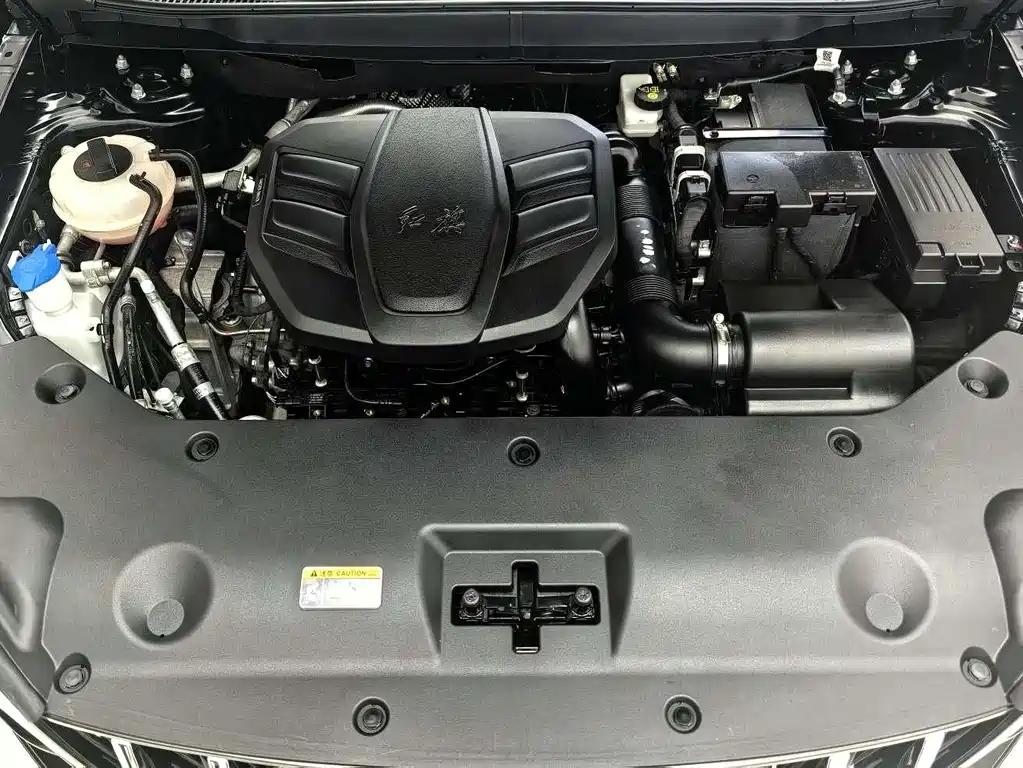 HONGQI HS5 2023
