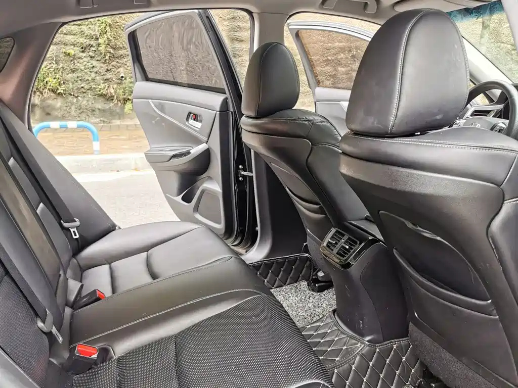 HONDA SI PLATINUM 2015