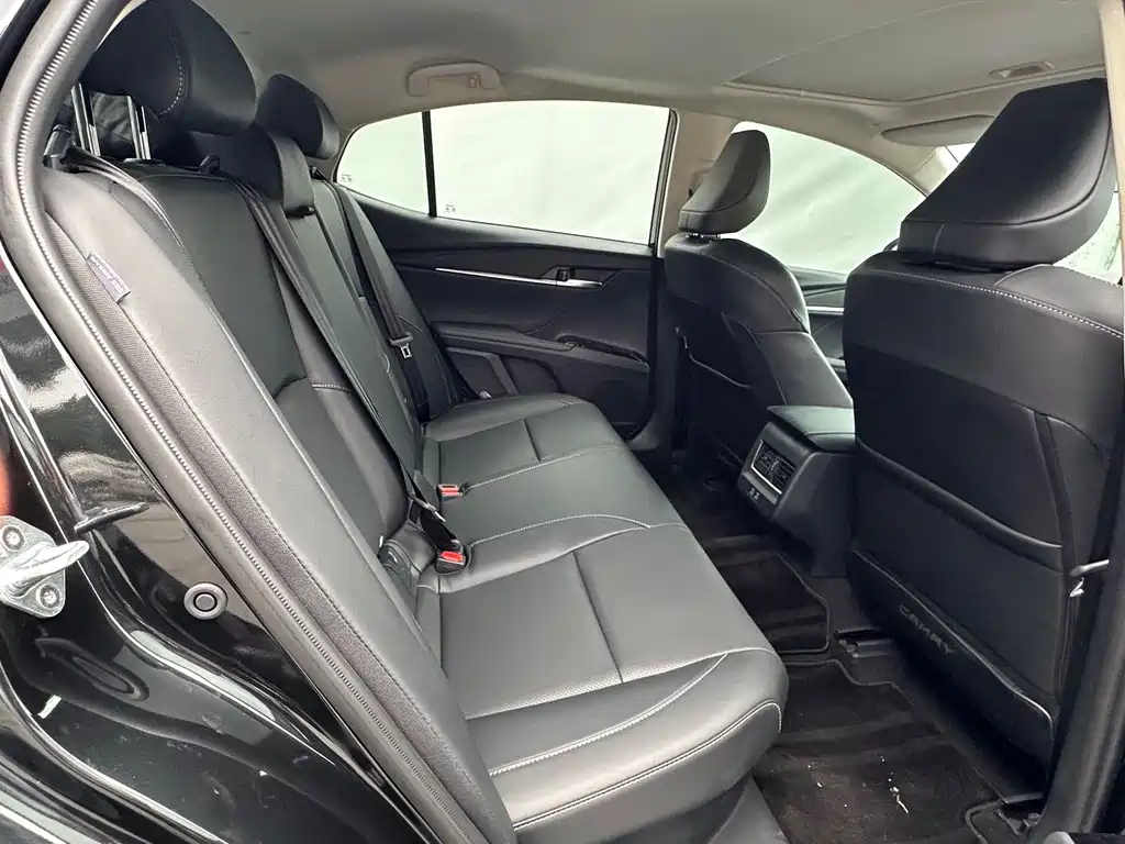 TOYOTA CAMRY 2024