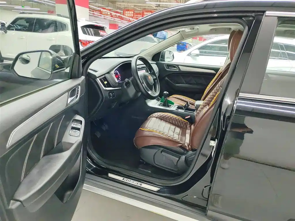 ROEWE RX5 2016