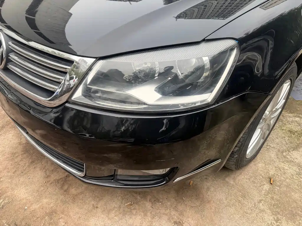 VOLKSWAGEN PASSAT LINGYU 2009