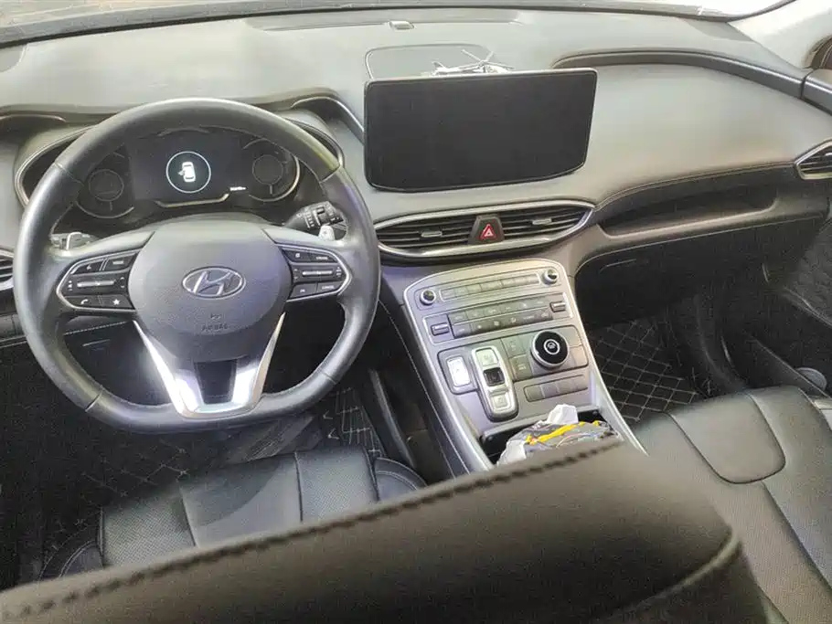 HYUNDAI SANTA FE 2023