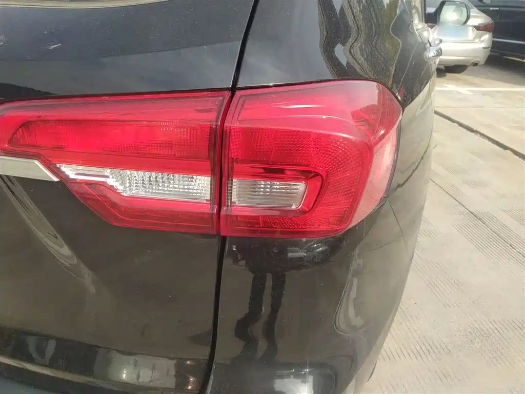 HAVAL M6 2019