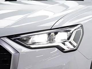 AUDI Q3  2021 YEAR 35 TFSI  EDITION 2021