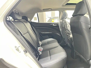 KIA VENUE  2021 YEAR 1.4L CVT YEAR 2021