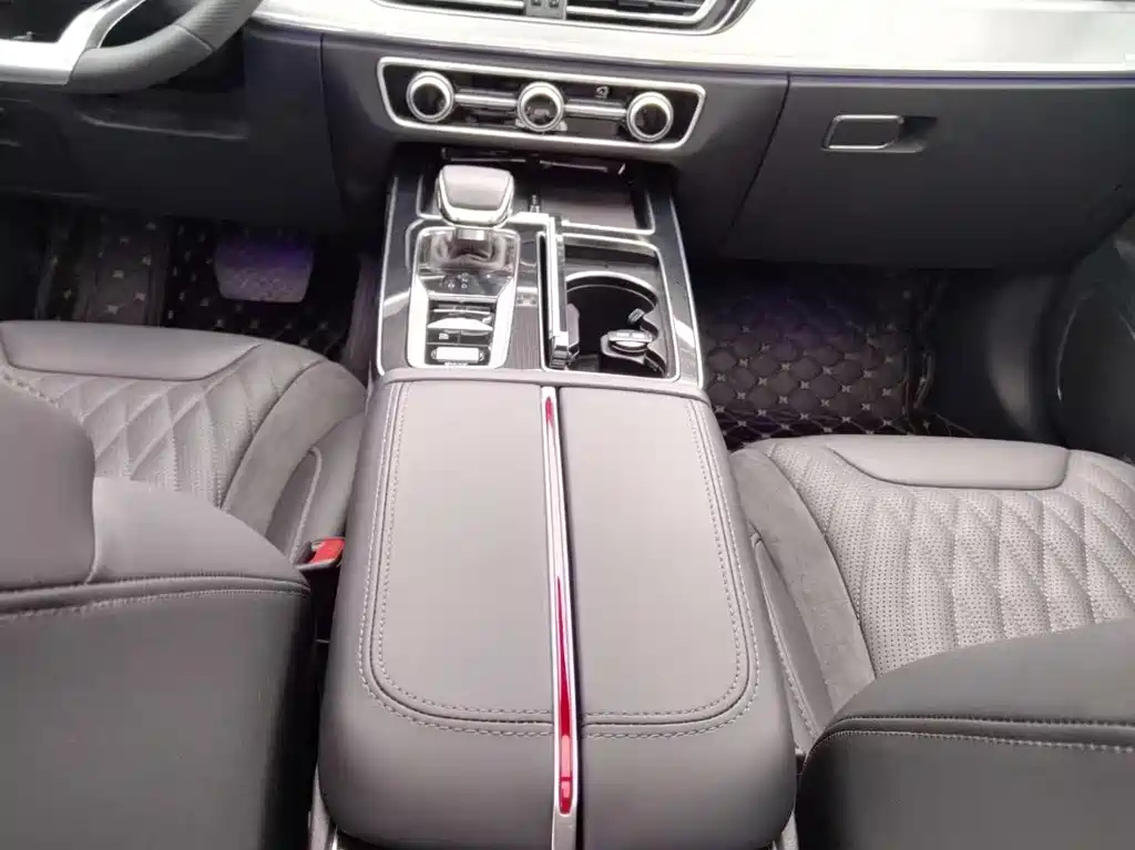 HONGQI HS5 2023