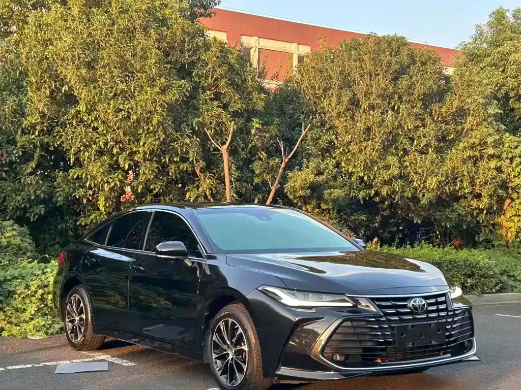 TOYOTA AVALON 2022