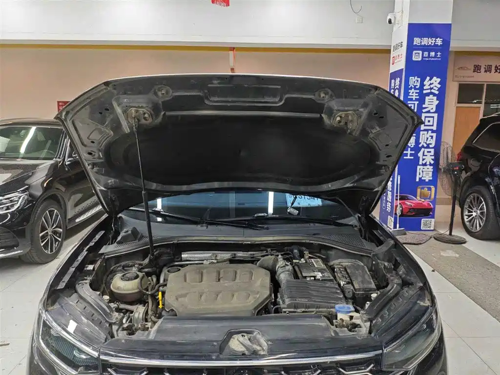 VOLKSWAGEN TAYRON 2022