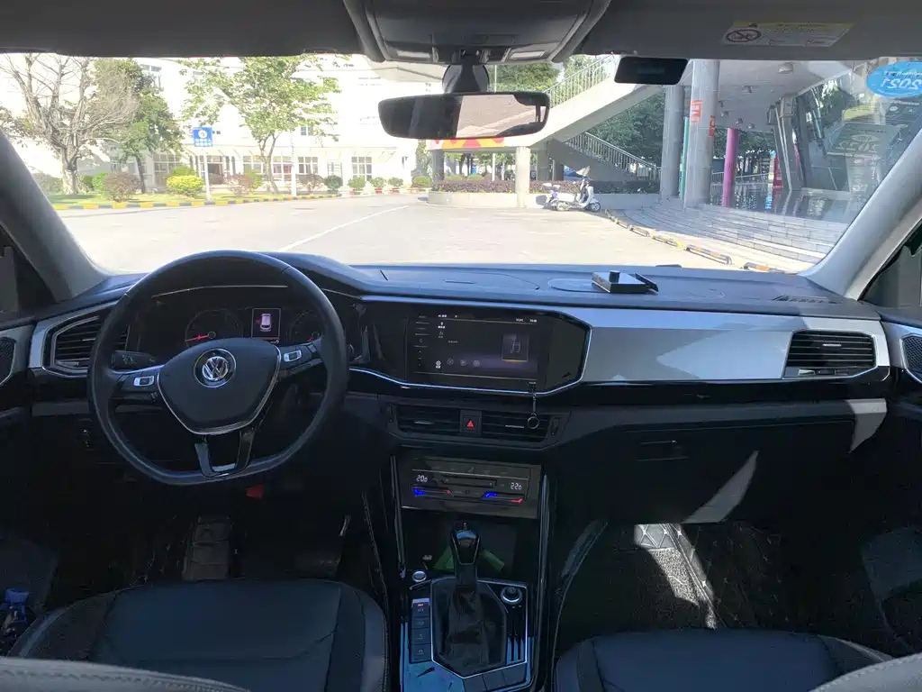 VOLKSWAGEN TAYRON 2020