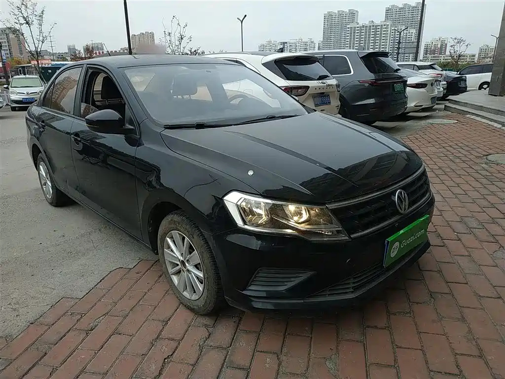 VOLKSWAGEN JETTA 2018